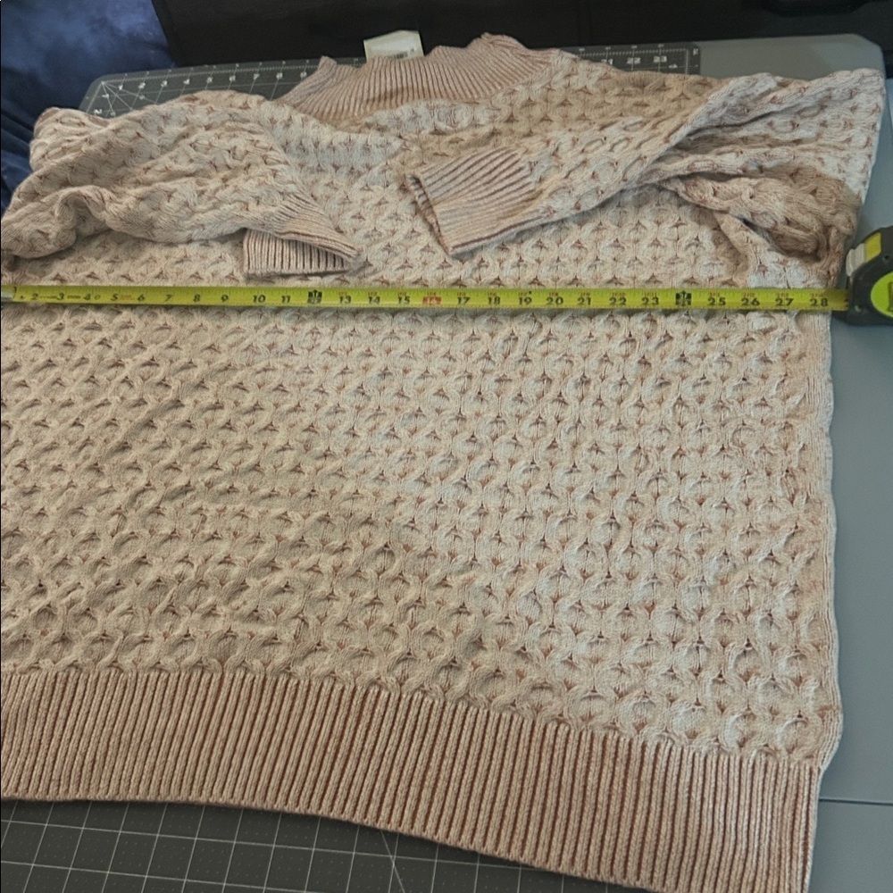 Knox Rose Cream Off-the-Shoulder Sweater with Chunky Knit - Picture 6 of 8